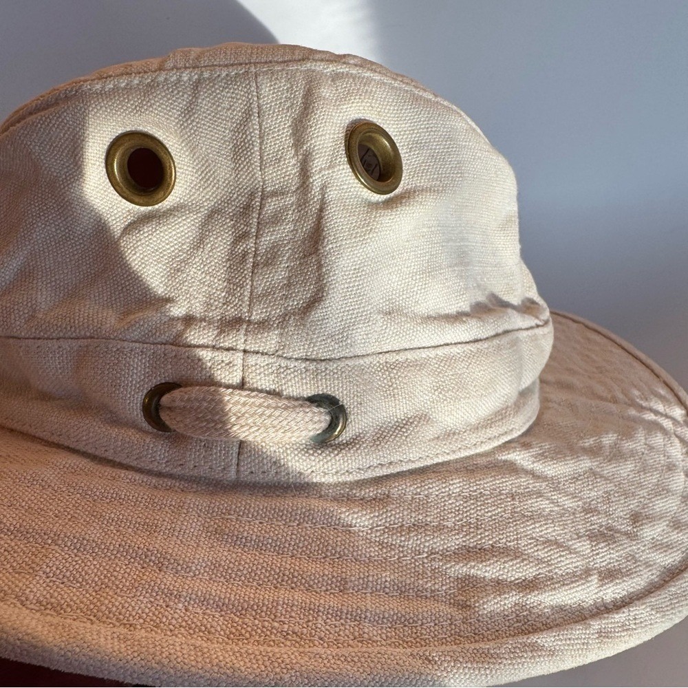 Tilley Sun Hat Wide-Brim Hemp Off-White Rope Chin Strap Travel Sustainable